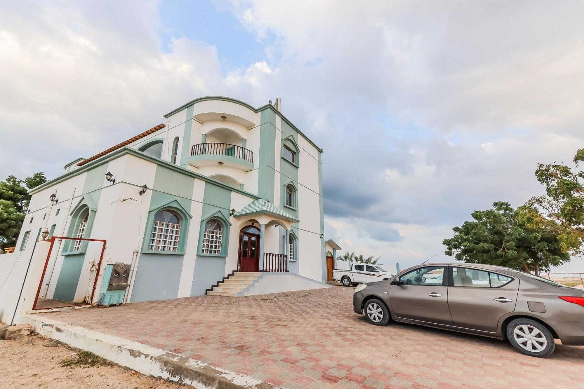 Super Oyo 110 Ras Al Hadd Guest House Εξωτερικό φωτογραφία