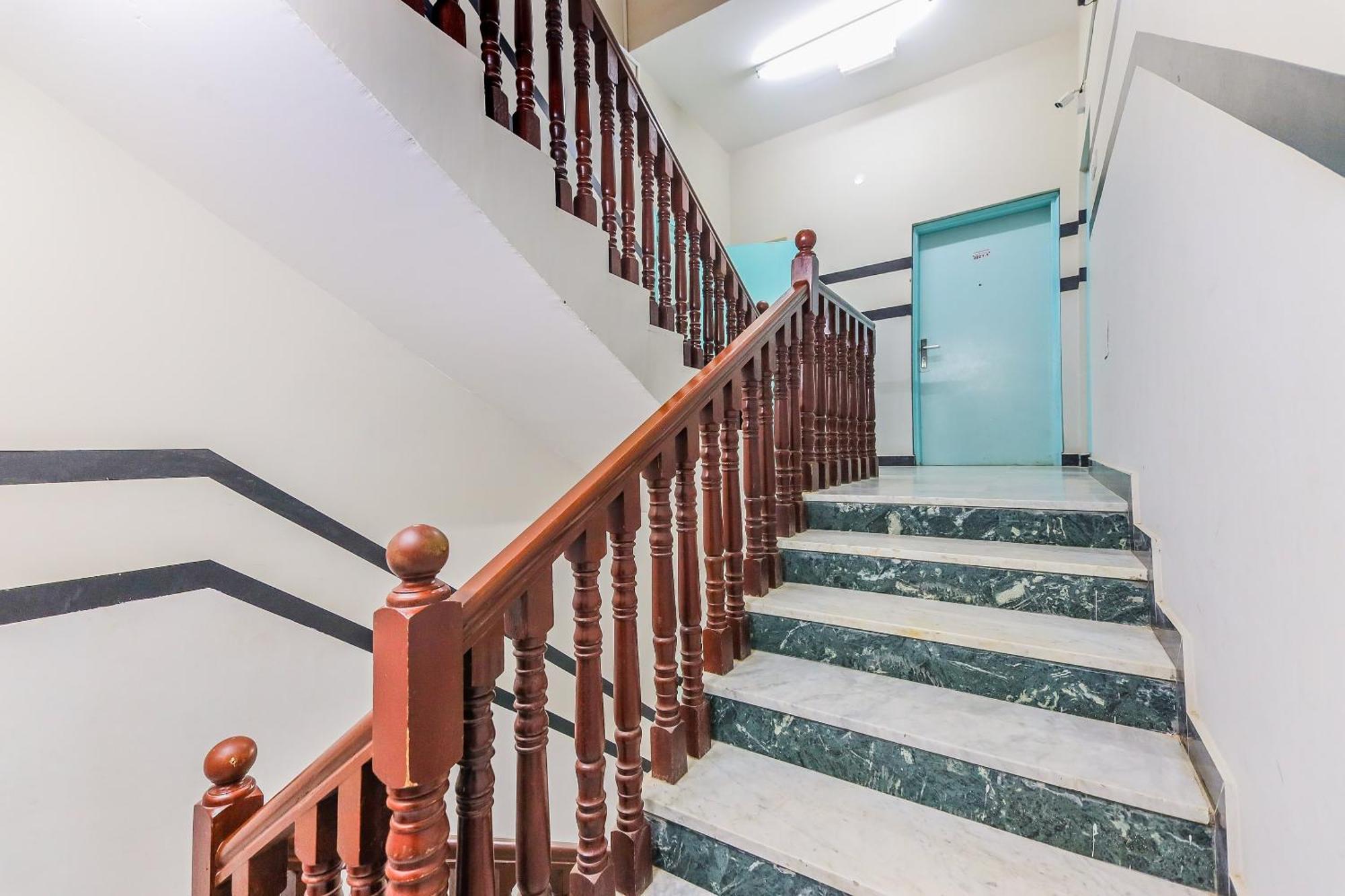 Super Oyo 110 Ras Al Hadd Guest House Εξωτερικό φωτογραφία